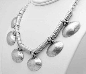 Silver wholesale necklaces