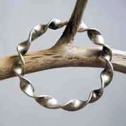 Twisted hoop bracelet