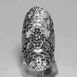 Engraved ring