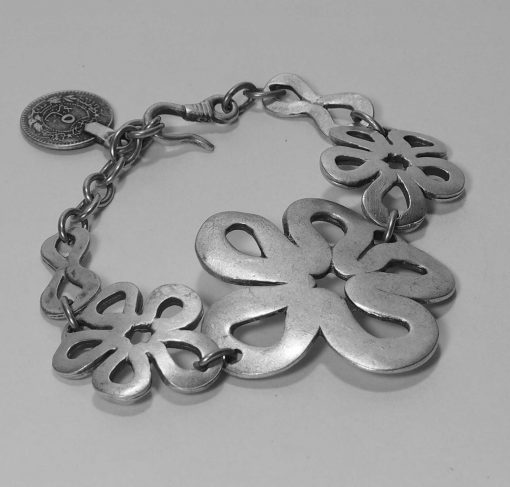 Silver flower jewellery